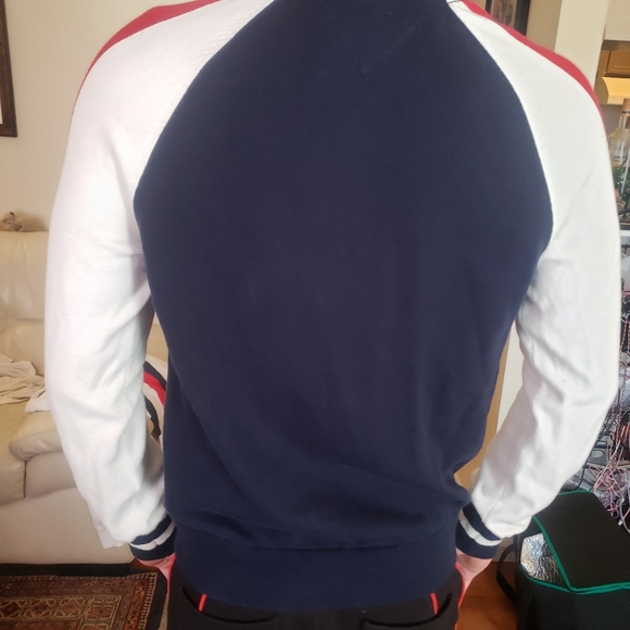 Sweater - Picture 3 of 3